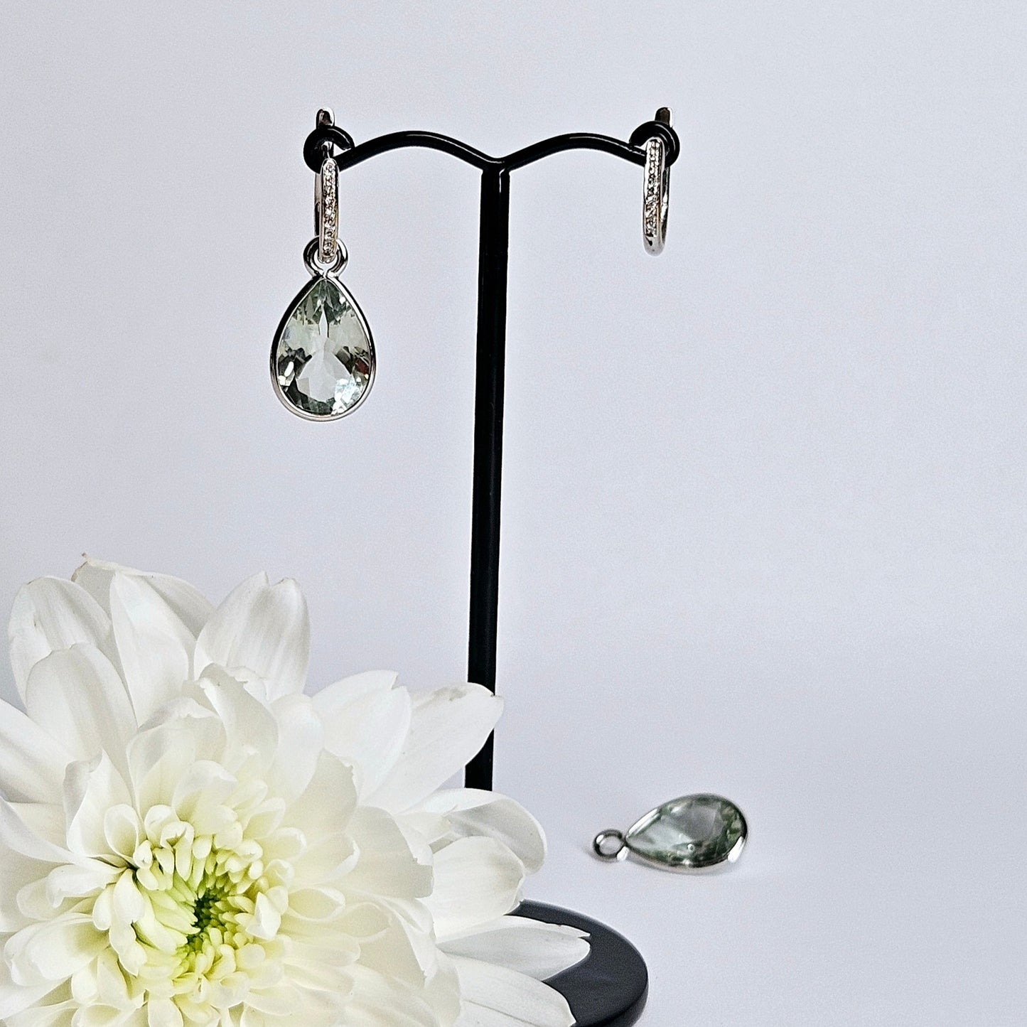 Pear shaped Green quartz interchangeable drop earings