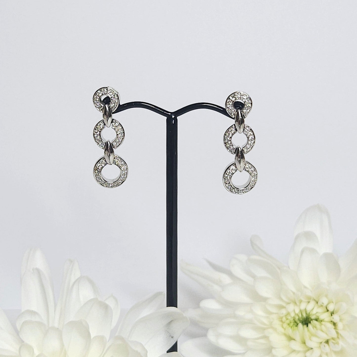 Three circle Diamond set drop earings