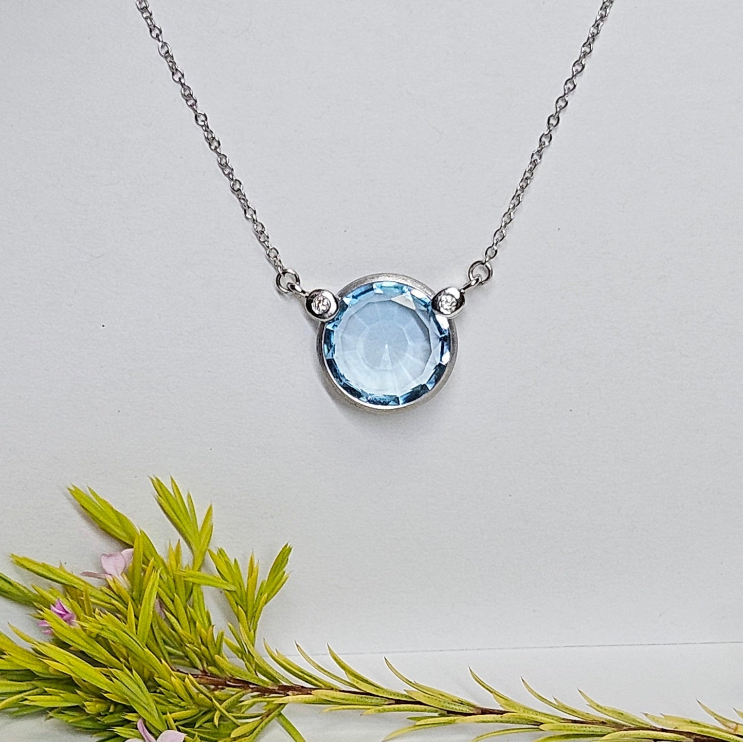 Circular facetted Blue Topaz necklet