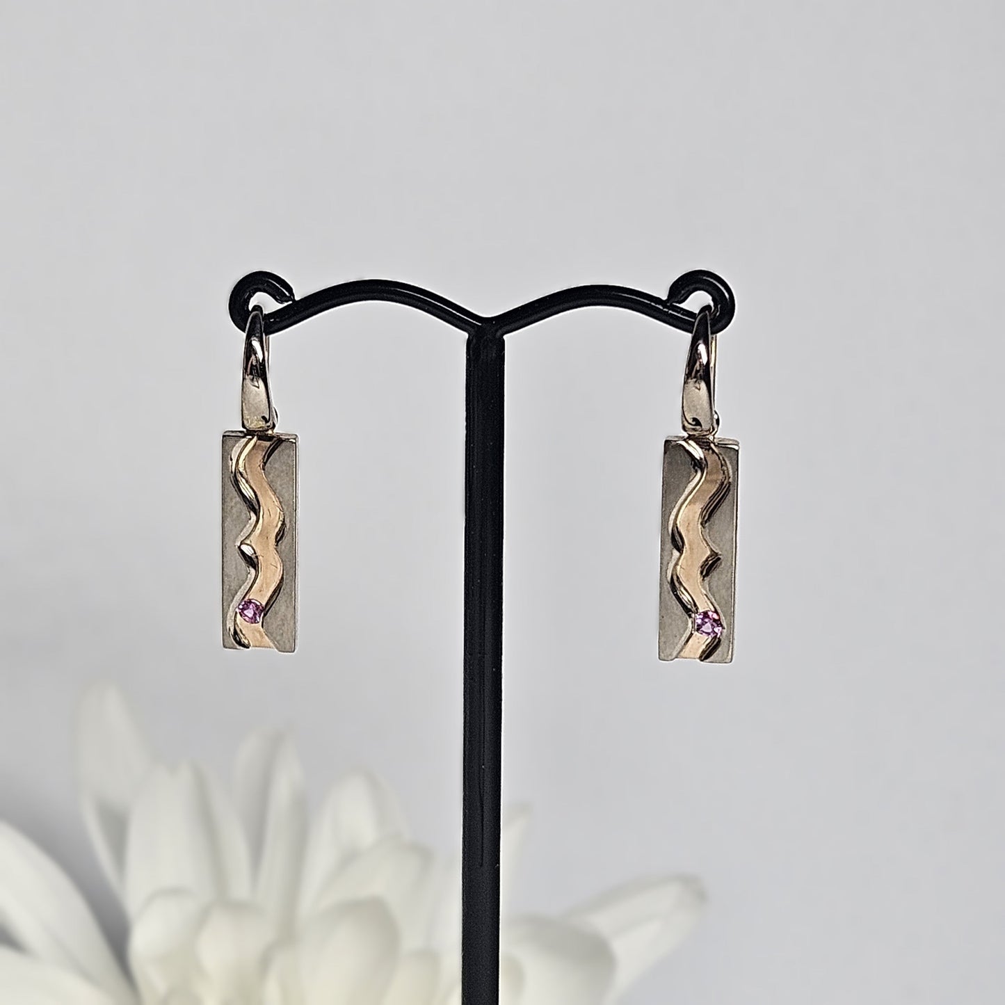 Two tone, Sapphire wave pattern shepherd hook drop earings