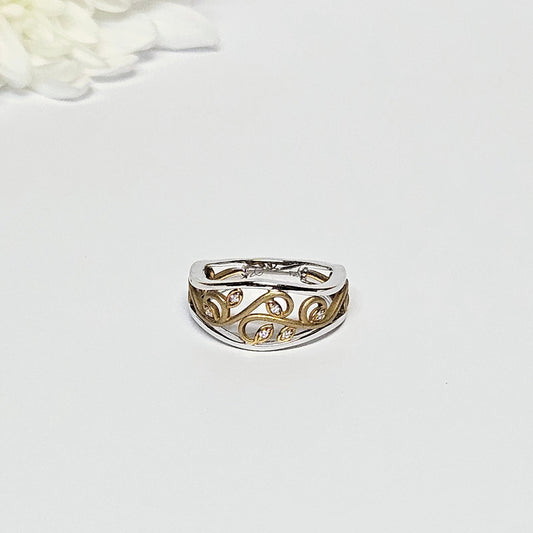 Two tone Diamond filigree leaf ring
