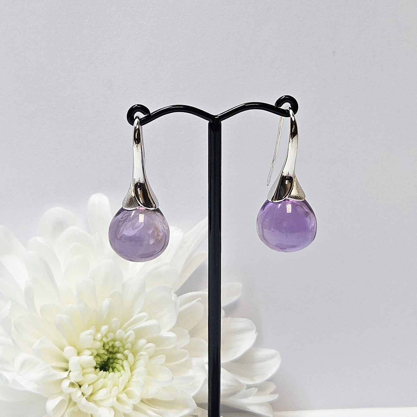 Polished cabichon Amethyst shepherd hook drop earings